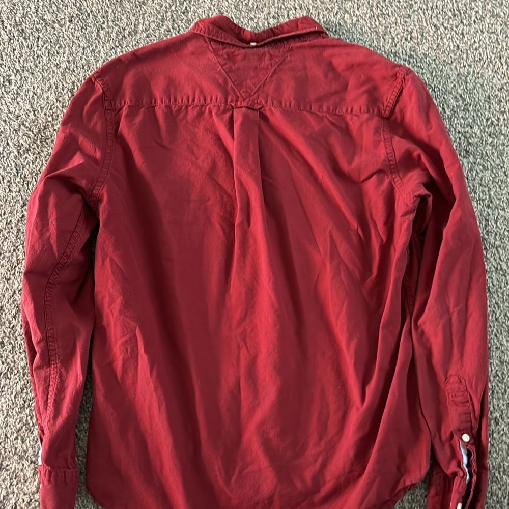 Men’s Tommy Hilfiger Red dress shirt - Picture 3 of 3
